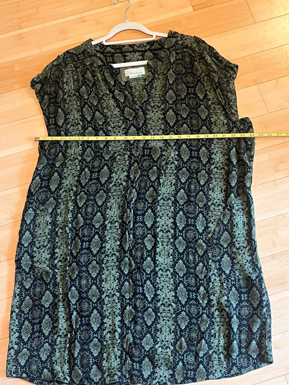 Anthropologie A+ 2X Green Black Snake Print V-Neck Shift Dress Boho - Picture 4 of 8